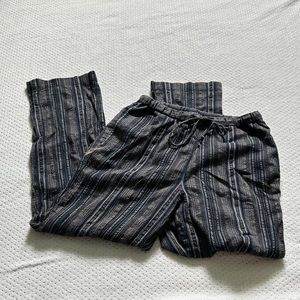 Stripped Flowwy Pants